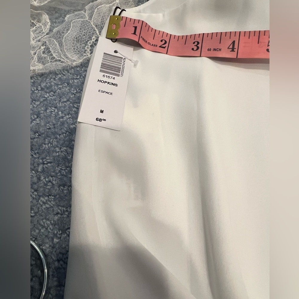 Babaton NWT Size M White Tank tie in front host pick - Picture 10 of 13